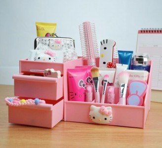 Tempat Kosmetik Hello Kitty Kotak - 036