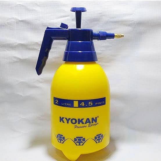 Botol Spray Bottle Sprayer 2 Liter Semprot Cairan merk KYOKAN Asli – A481