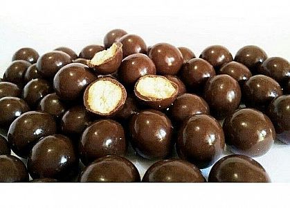 Coklat Bundar Lagie Kemasan Repack Pack 200 gr Coklat Bola 200 gram Kelereng Chocolate – A457