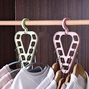 Hanger Segitiga 9 Lubang Gantungan Baju Pakaian Handuk Kaos Model △ Magic – A607