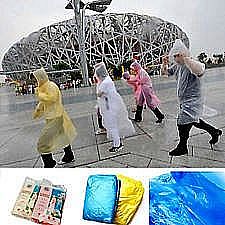 Jas Hujan Plastik Ponco Model Poncho Kresek Simple Ringan Darurat Raincoat – 077