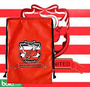 Tas Serut Madura United FC MU Merah Red Bangkalan Sampang Pamekasan Sumenep – A163