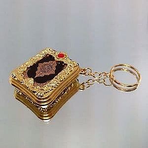 Gantungan Kunci Al Quran Alquran Mini Souvenir Free Plastik Kawat Muslim – A193